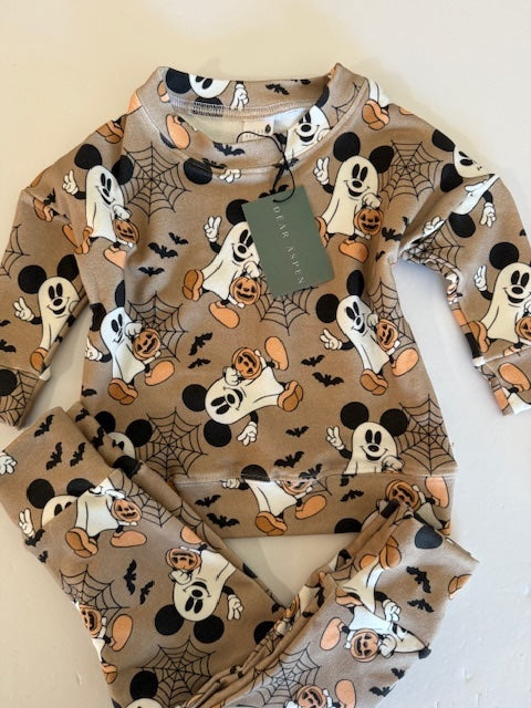 Ghost Mouse Crewneck - Little Kinfolk Boutique | Children's Clothing Regina, SK