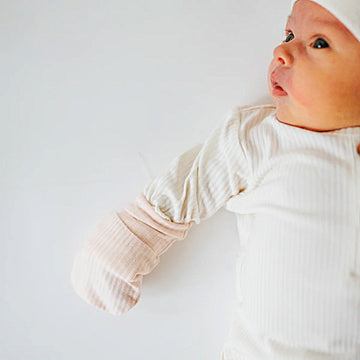 Belan J Scratch Mittens - Little Kinfolk Boutique | Children's Clothing Regina, SK